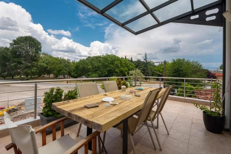 Το Σπίτι Δίπλα Από Το Ποτάμι Apartment Trikala  Exterior photo
